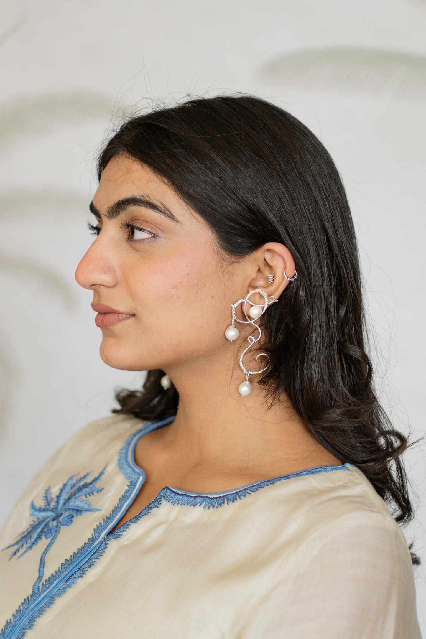 Curly worly pearly danglers Silver