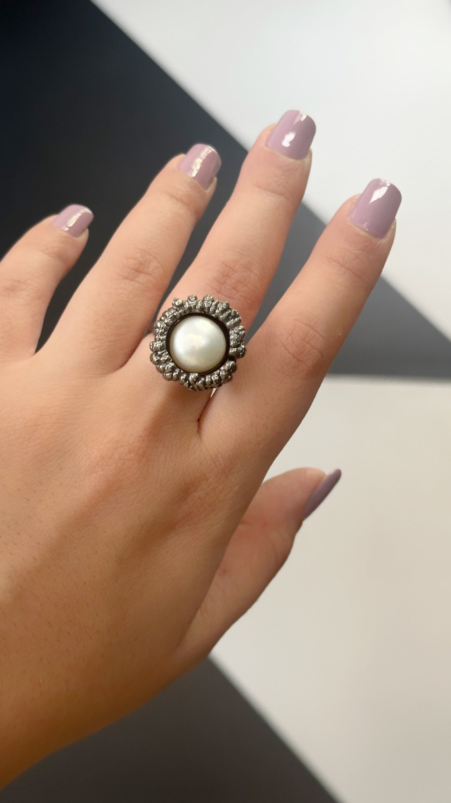 Reef Pearl Ring Meteorite Black