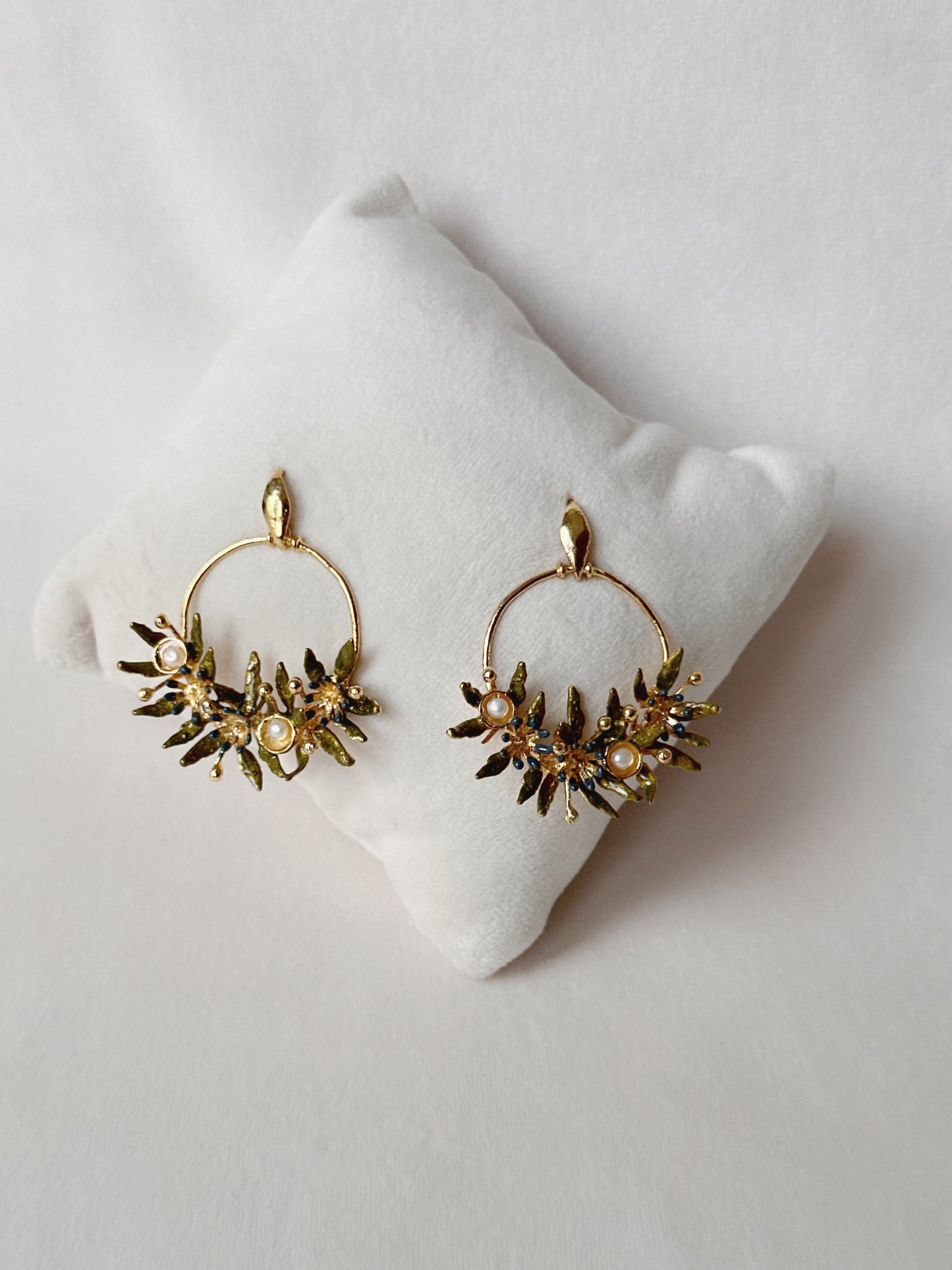 Festive chandbali small blue