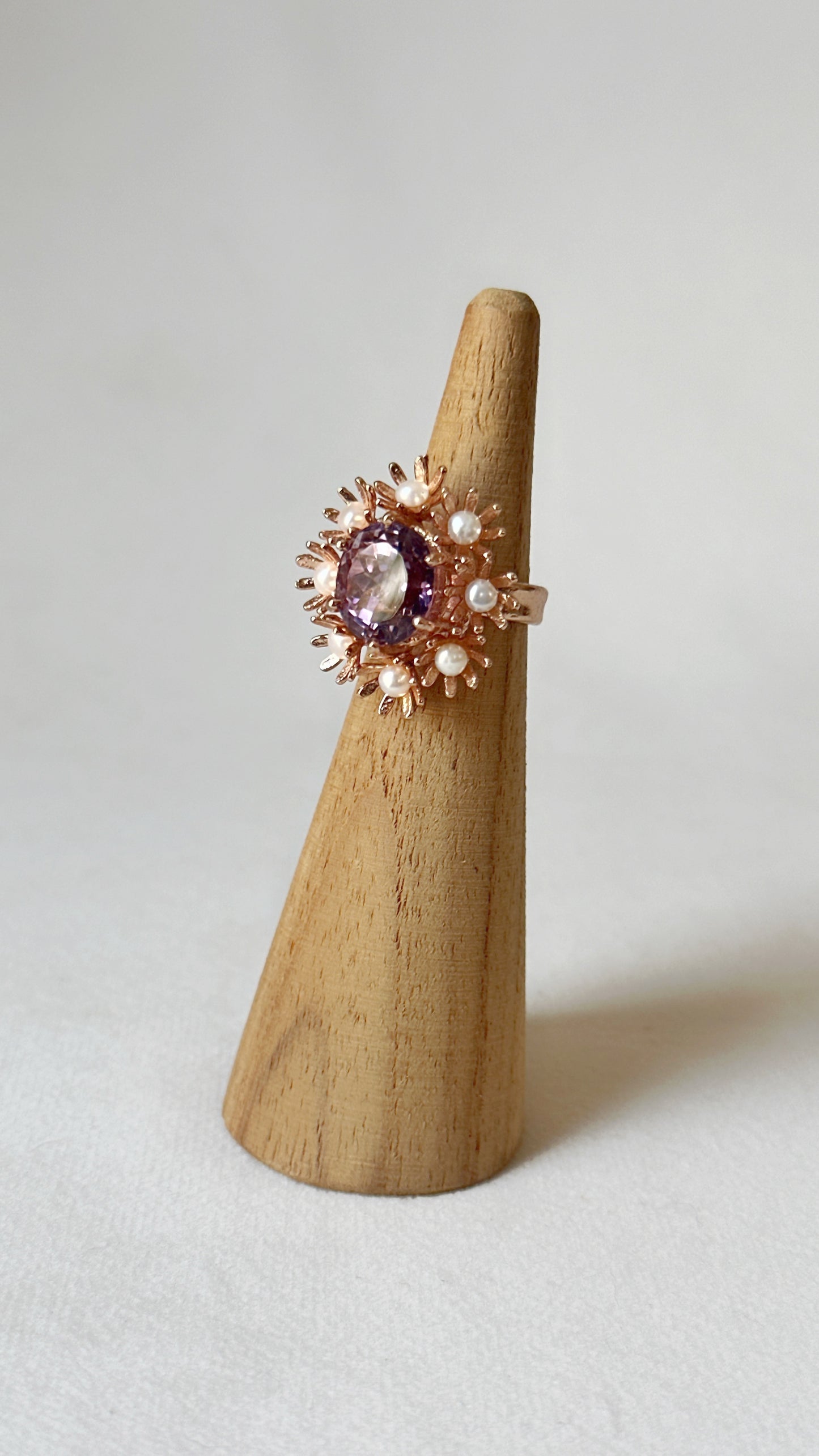 Blooming Wreath Amethyst Pearl Ring