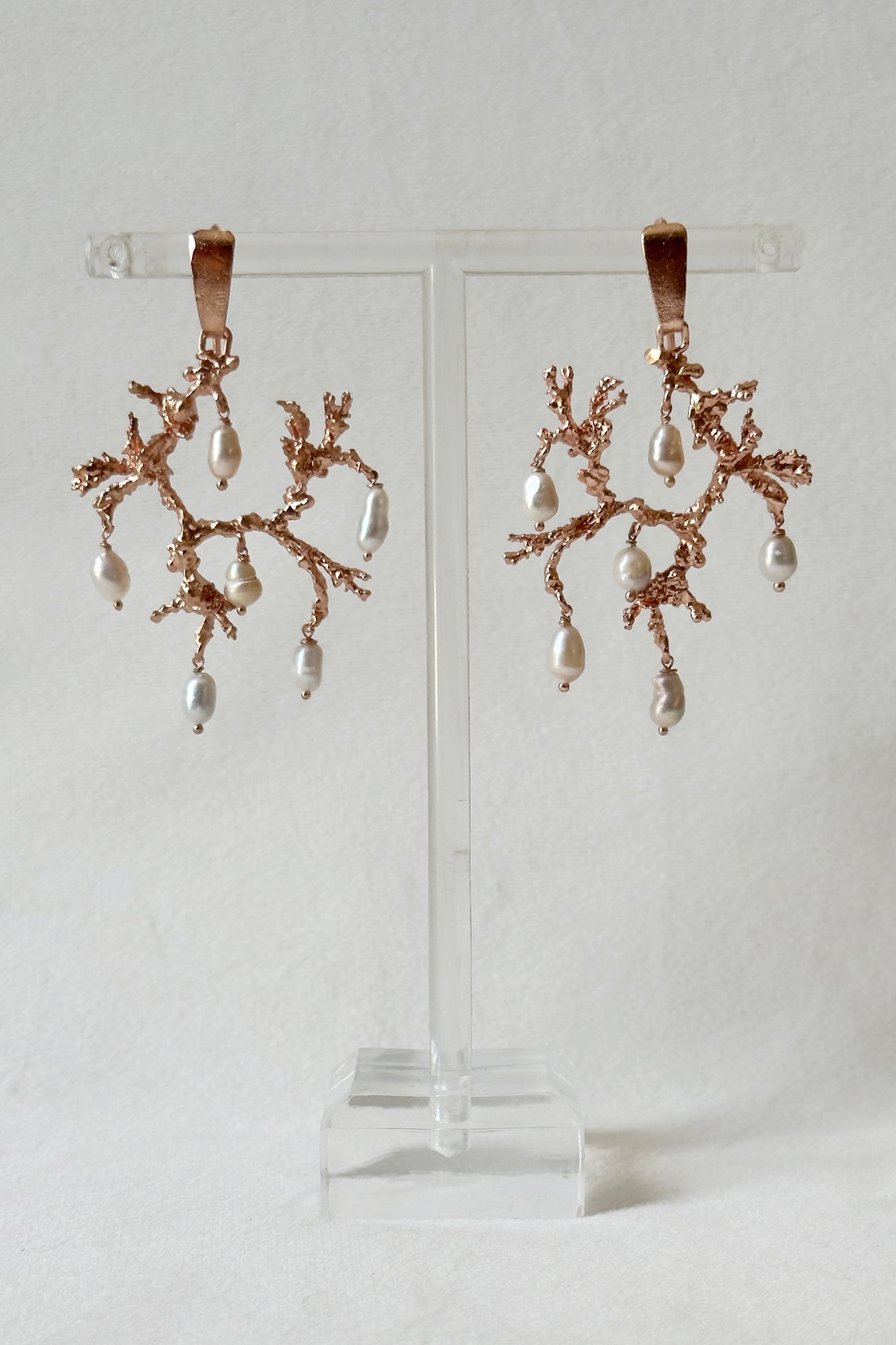Untamed pearl drops chandelier earrings rose gold