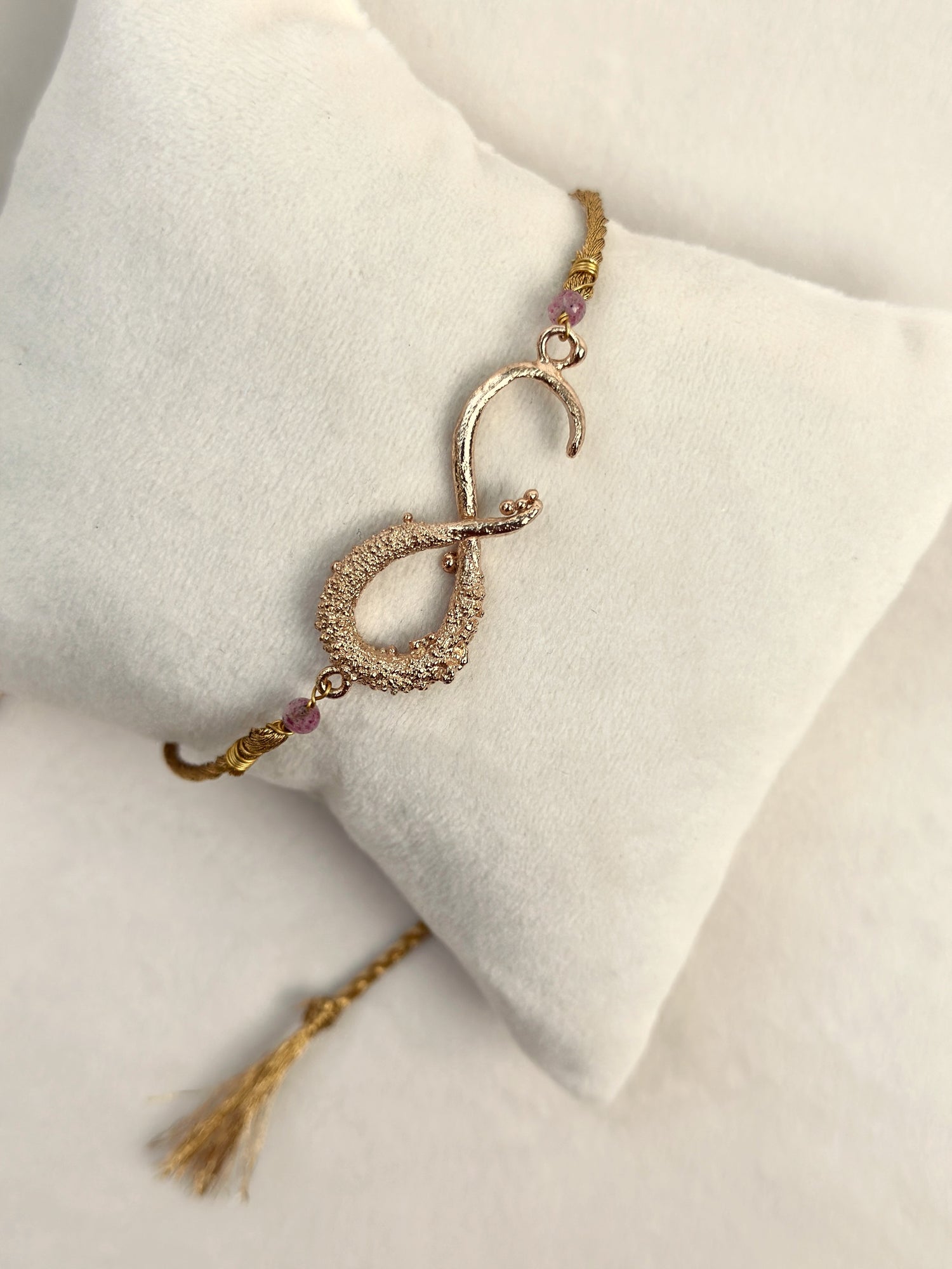 Infinity Rakhis
