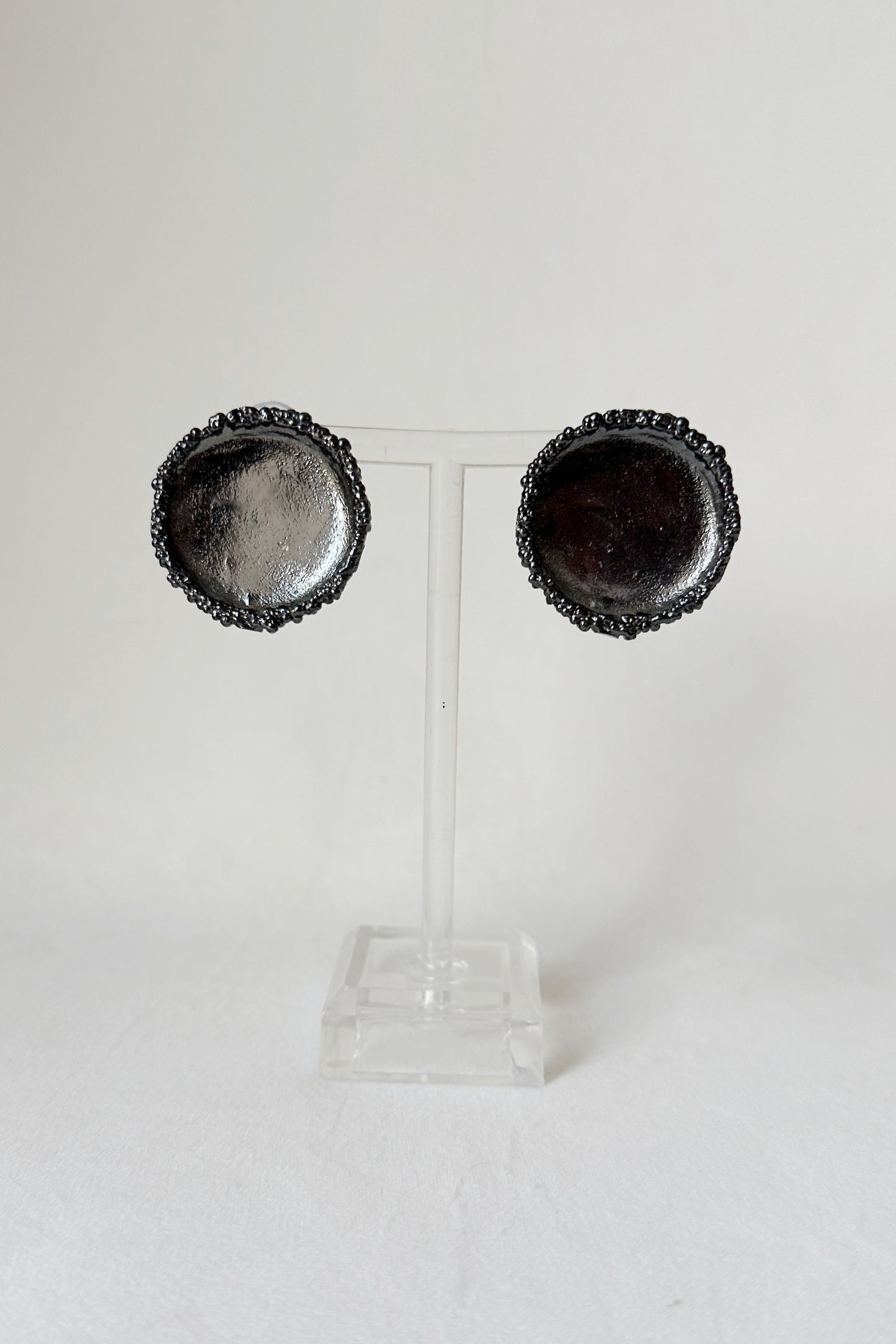 Crater Earrings Black