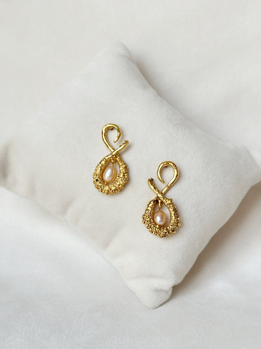 Infinity Pearl Drop Studs - Gold