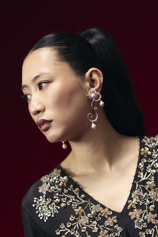 Curly worly pearly danglers Silver