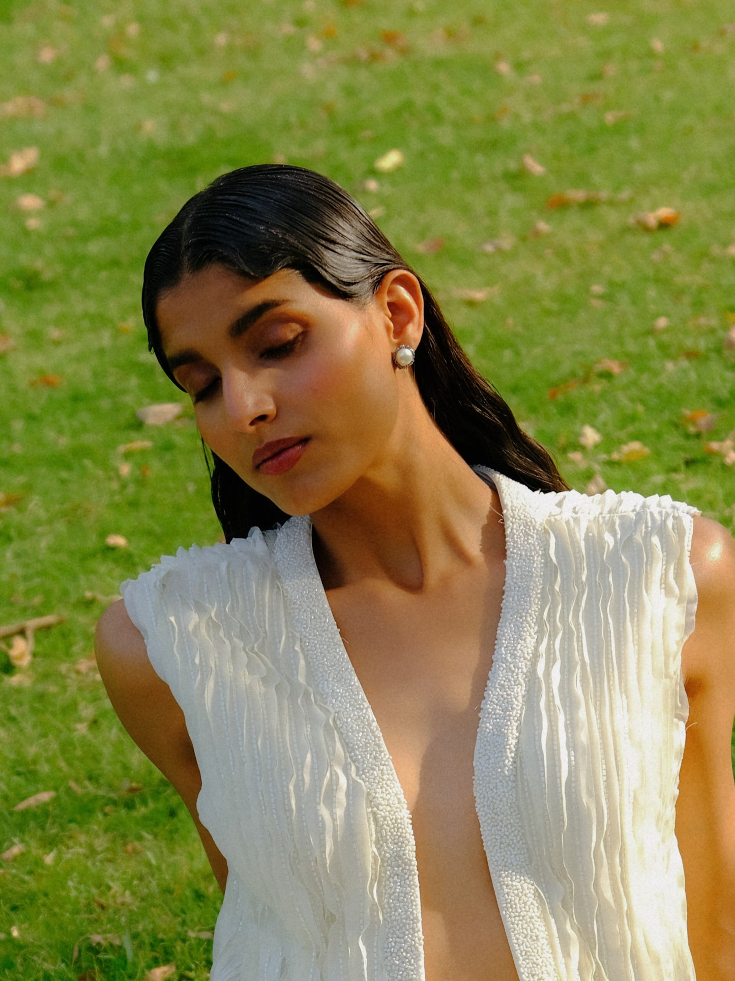 Pearl Cup Studs Meteorite Black