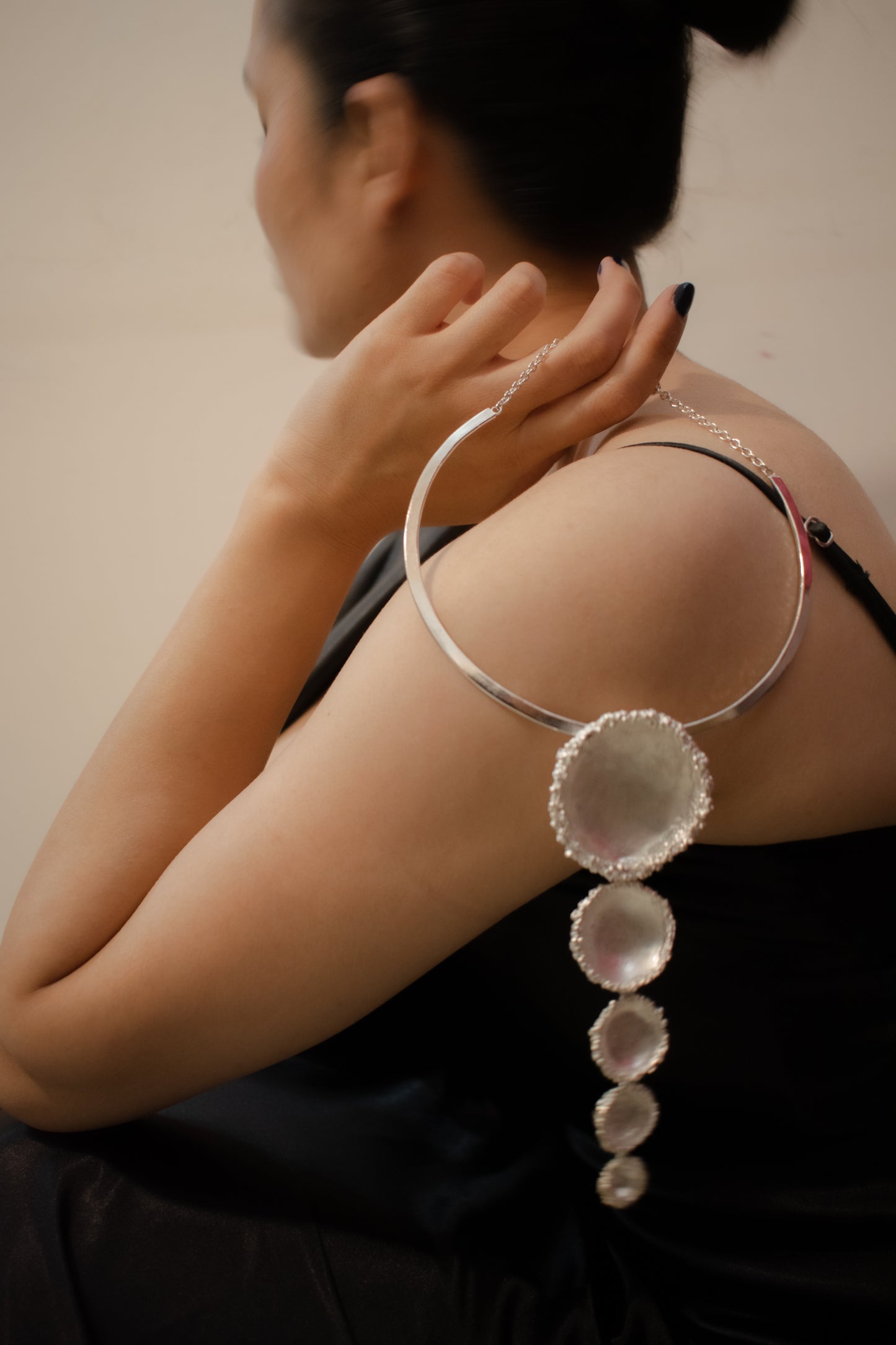 Cascade Neckpiece Silver