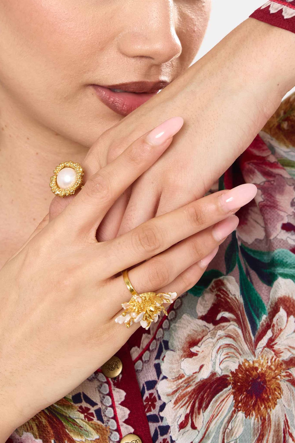 Flowerburst Ring - Snowy White