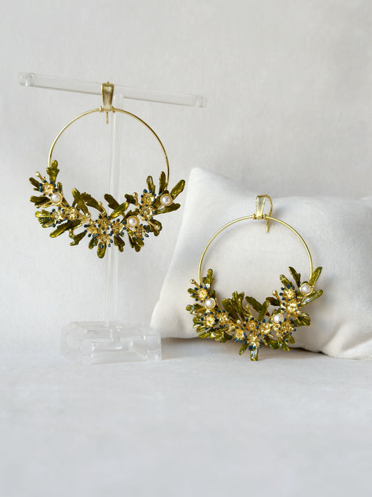 Blooming crescent chandbali earrings - Forget me not blue