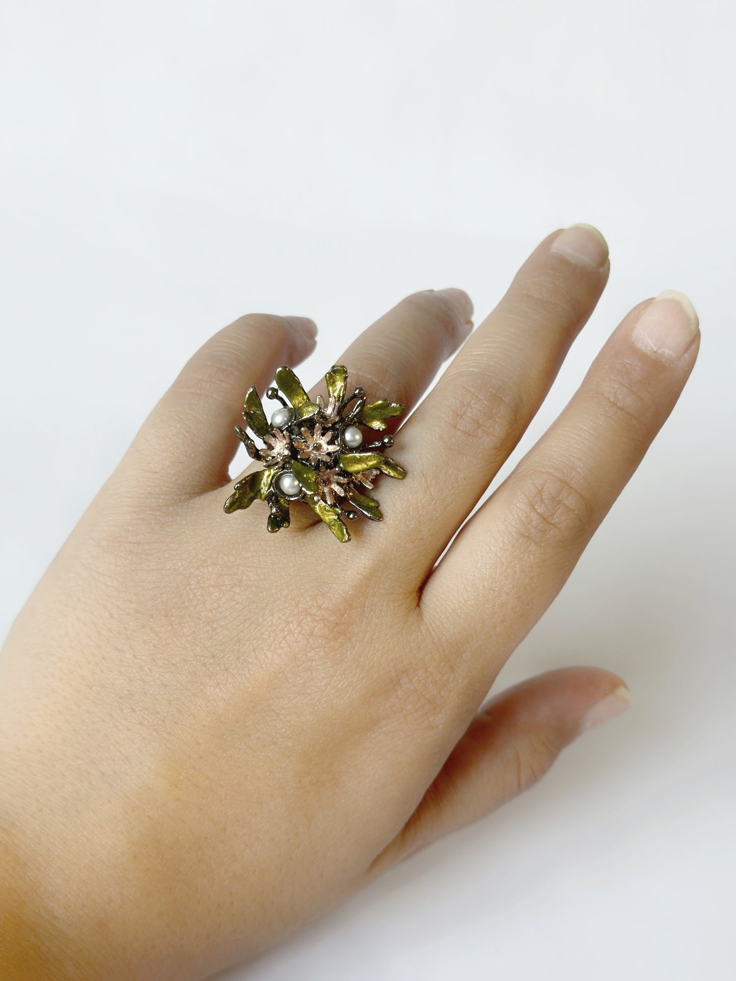 Flowerburst Ring - Black