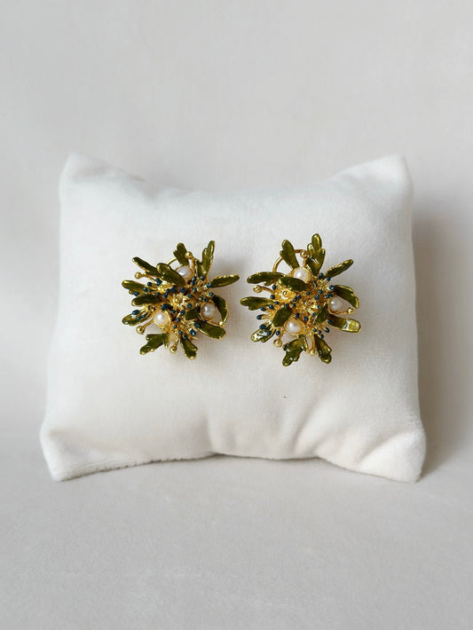 Wild Flower Bouquet Studs - Forget me not blue