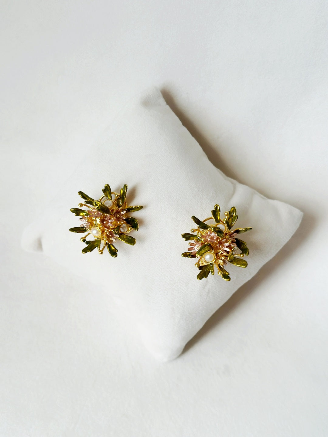 Wild Flower Bouquet Studs - Pastel Pink