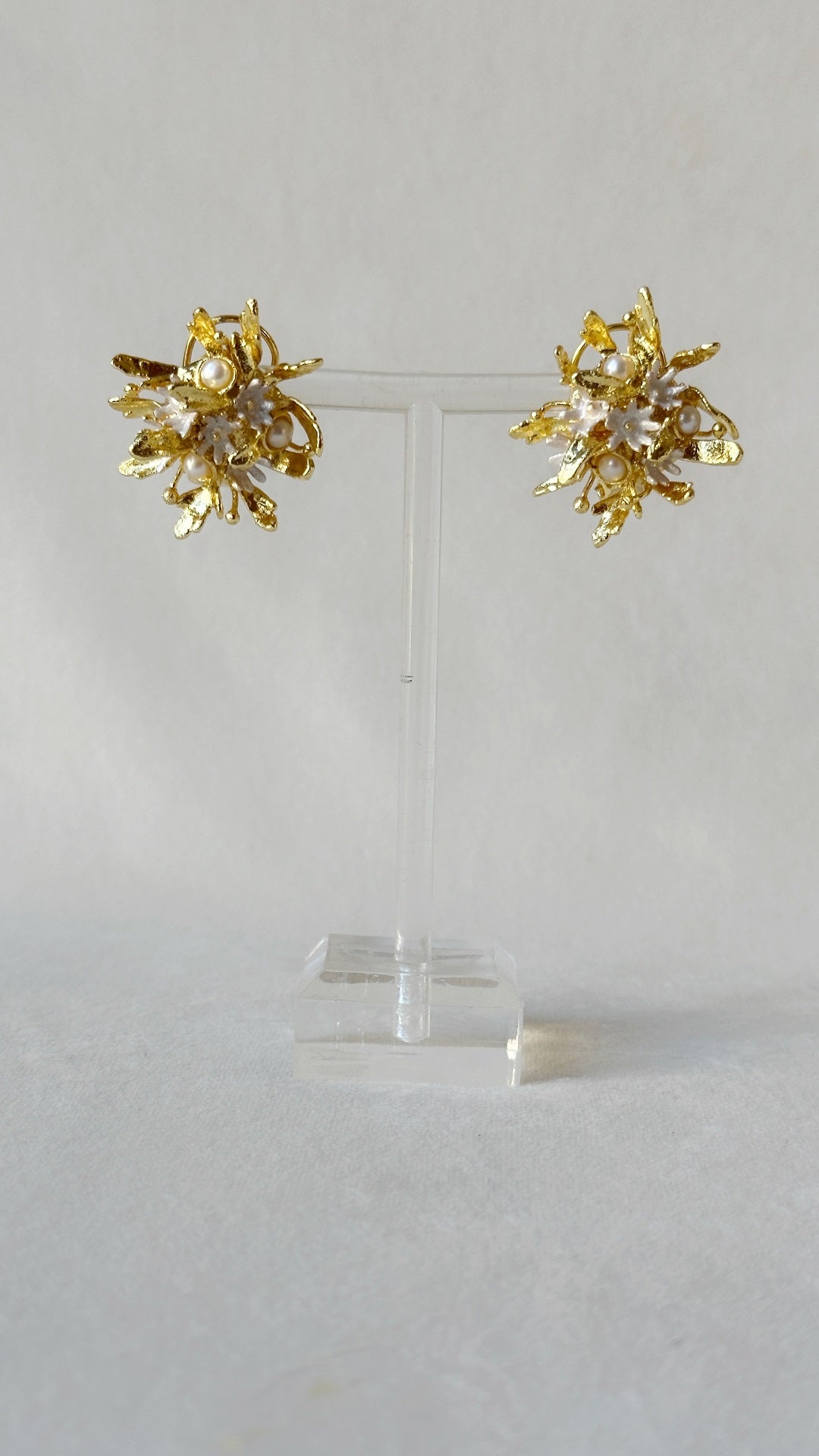 Wild Flower Bouquet Studs Snowy White
