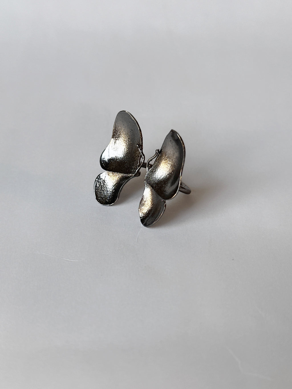 Wings of Spring Open Flexible Ring Black
