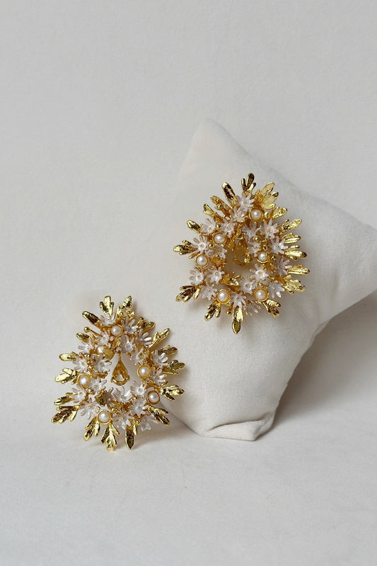 Enchanted Glade Earrings - Snowy white