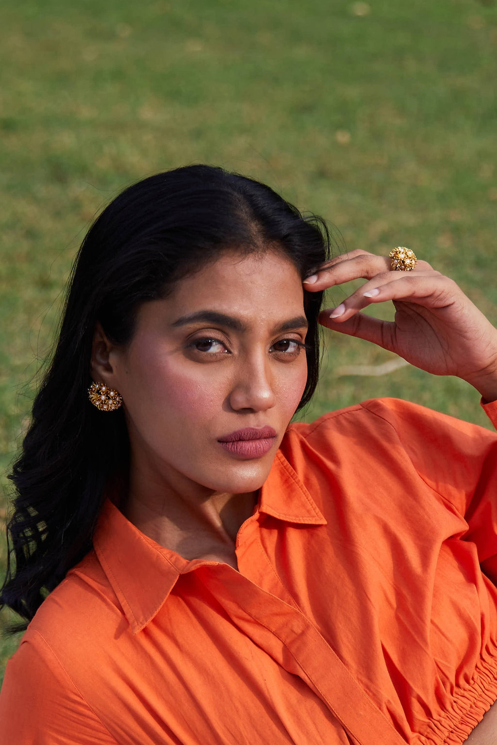 Sunshine Midi Pearl Studs - Gold
