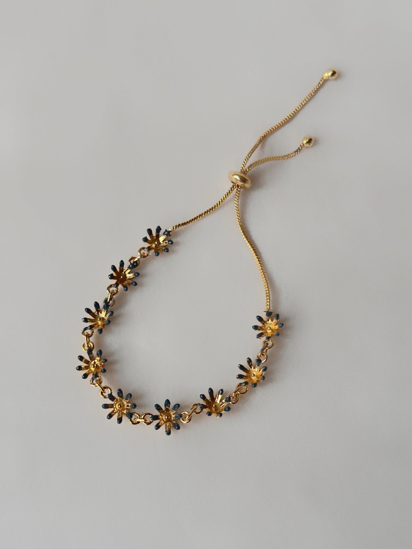 Floral String Bracelet - Forget me not blue