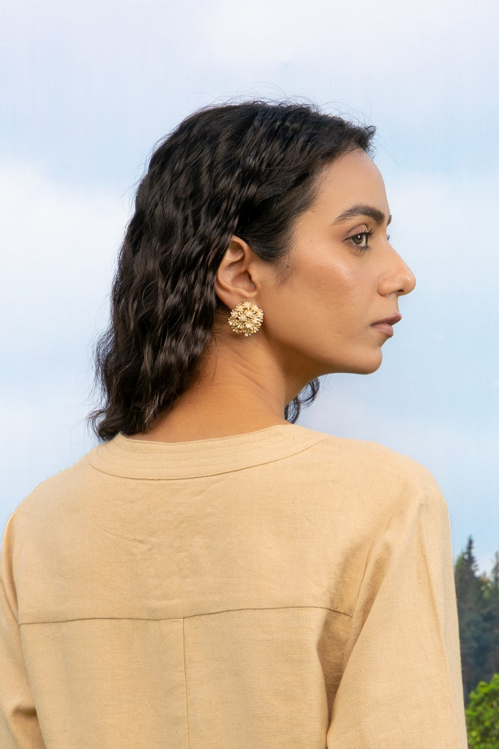 Springtime Sunshine Midi Studs - Snowy white on gold