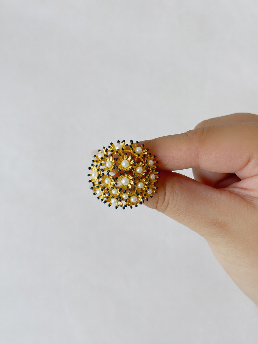 Sunshine Midi Pearl Ring Forget me not Blue