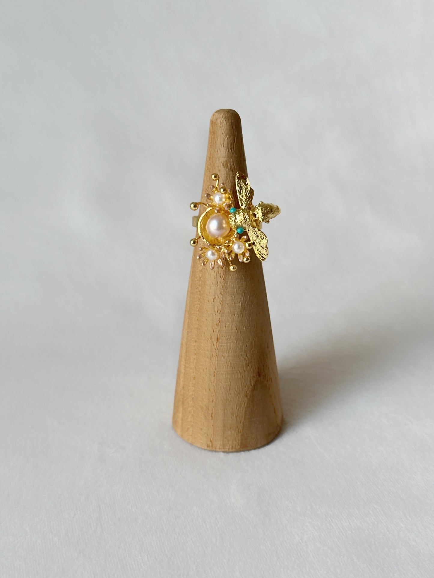 Buds and Bee Ring