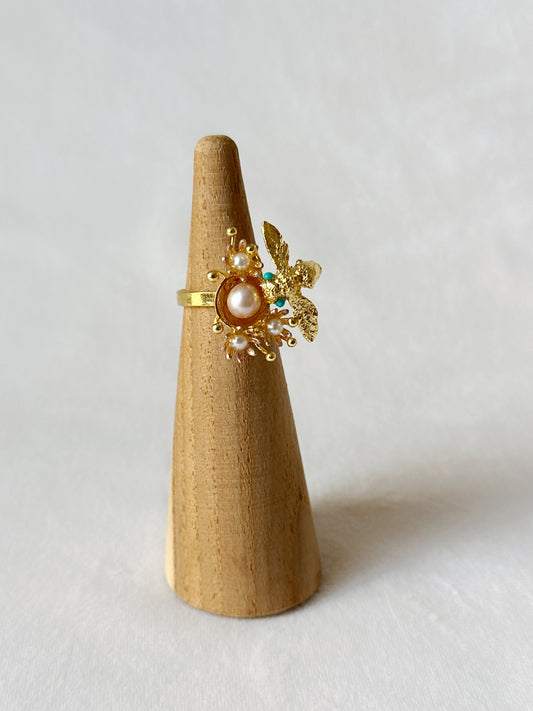 Buds and Bee Ring