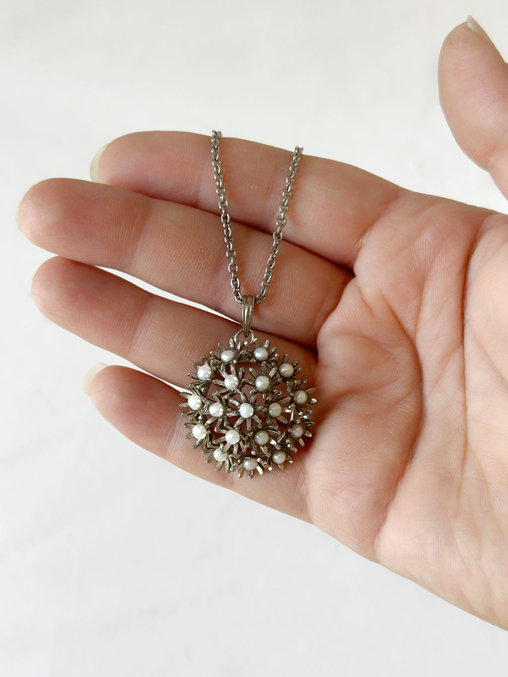 Sunshine Midi Pearl Pendant - Black