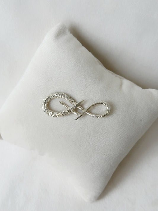 Infinity Brooch Silver