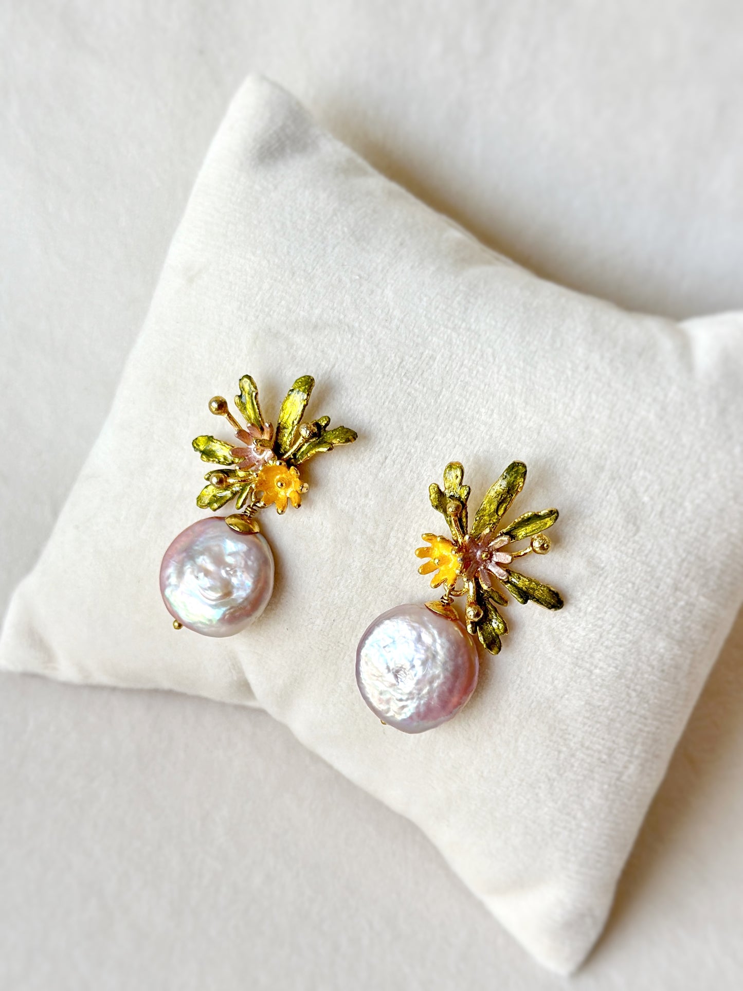 Flowerburst Coin Pearl Drop Studs