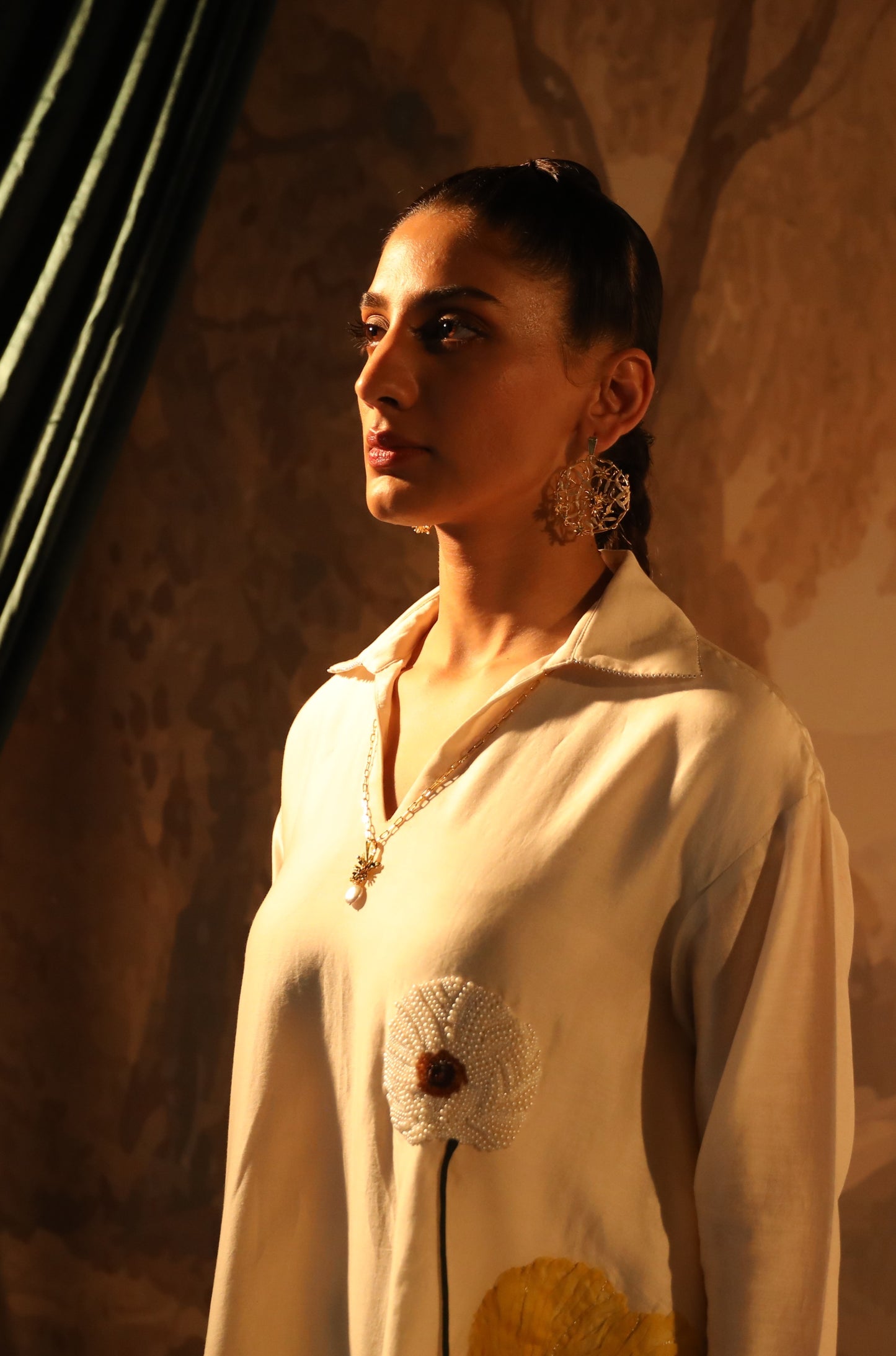 Trellis Earrings - snowy white