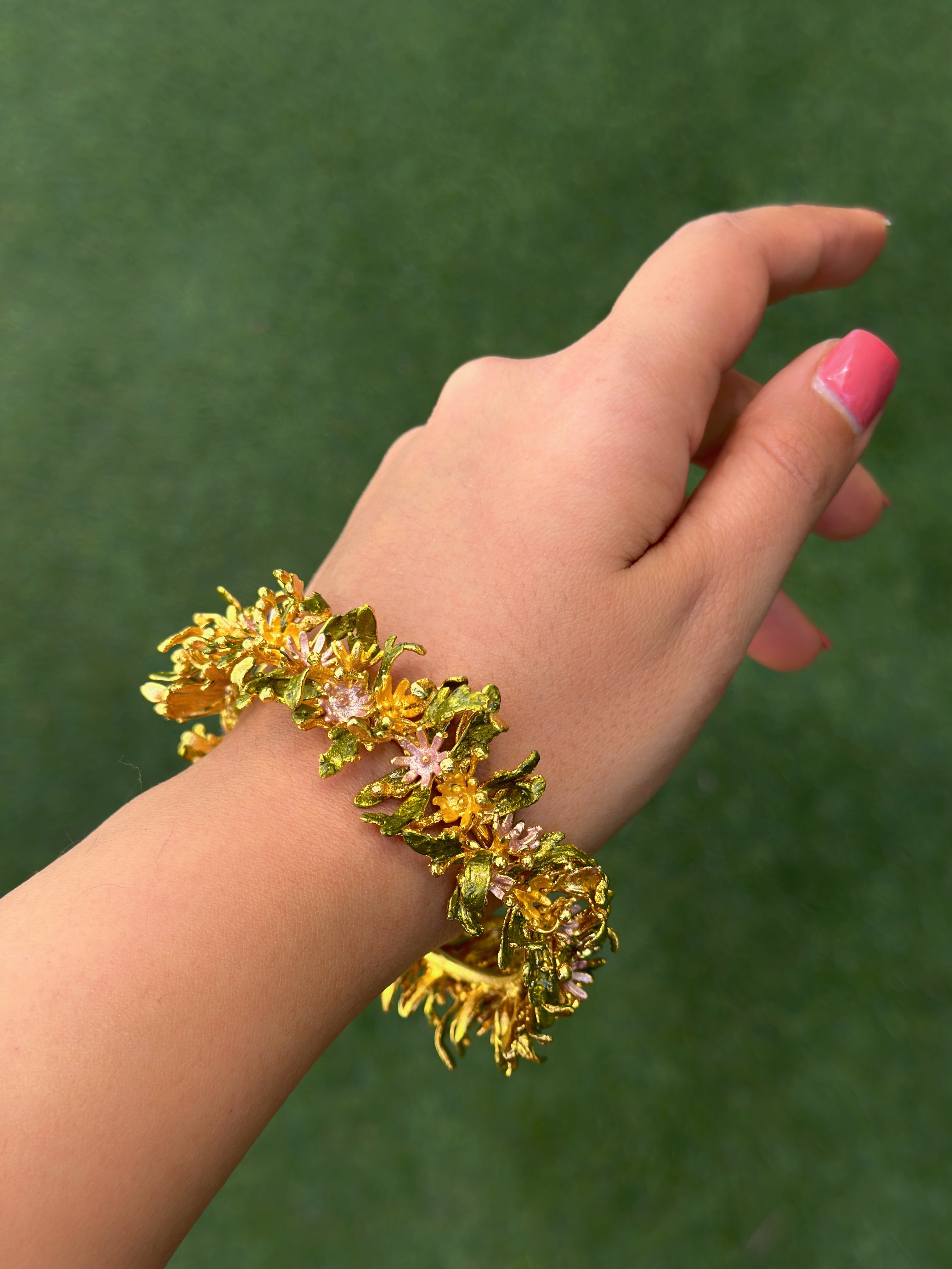 Blooming haathphool with pearls - Pastel Garden
