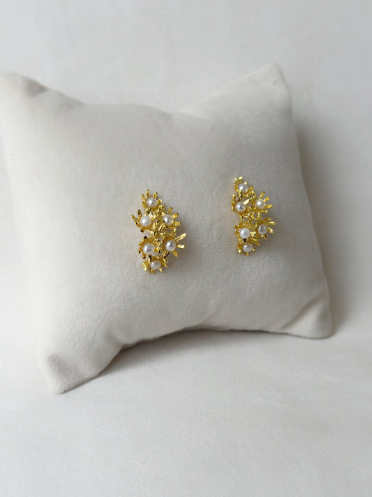 Springtime Pearl Huggies - sunny gold
