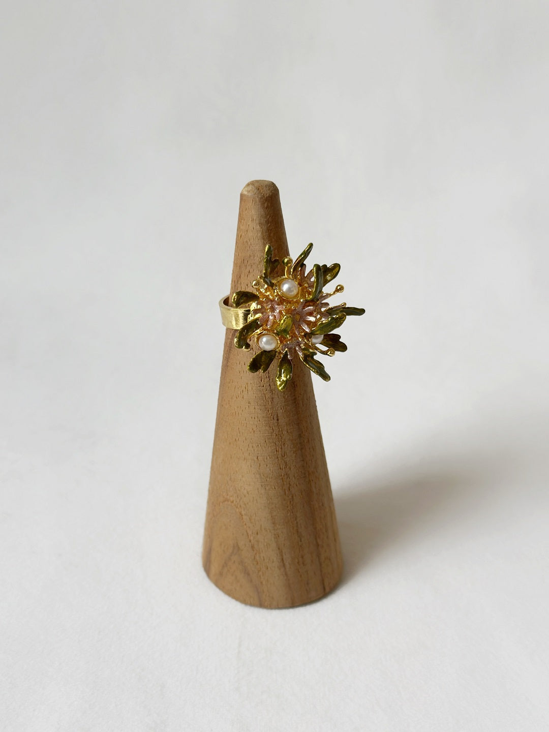 Flowerburst Ring - Pastel Pink