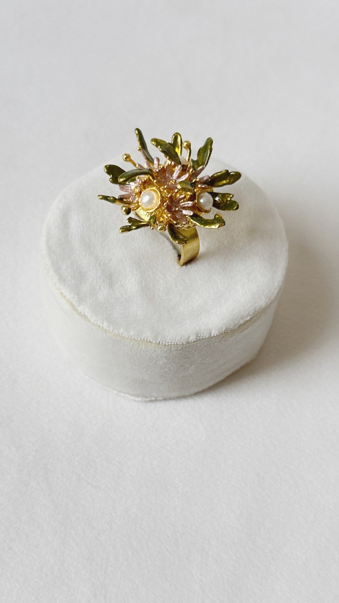 Flowerburst Ring - Pastel Pink