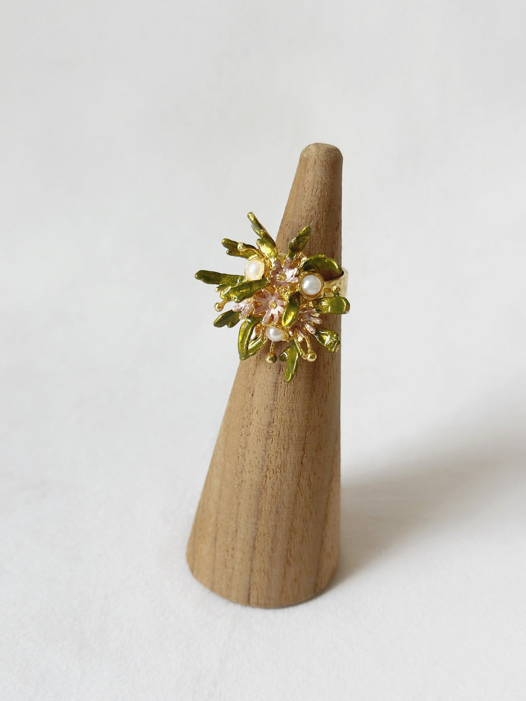 Flowerburst Ring - Pastel Pink