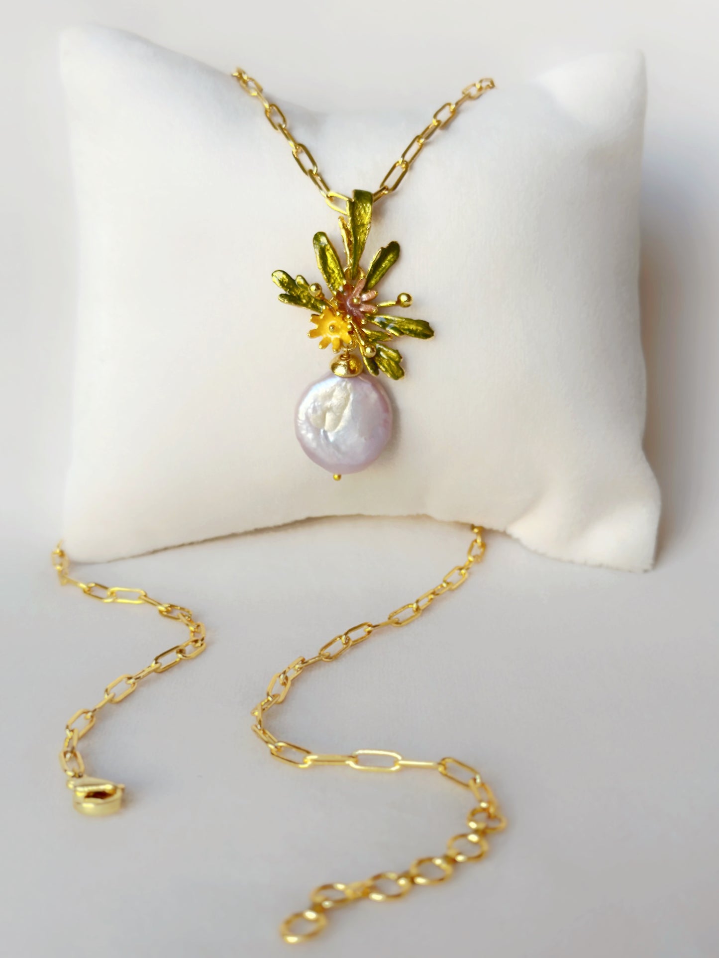 Flowerburst Pendant - Pastel Garden