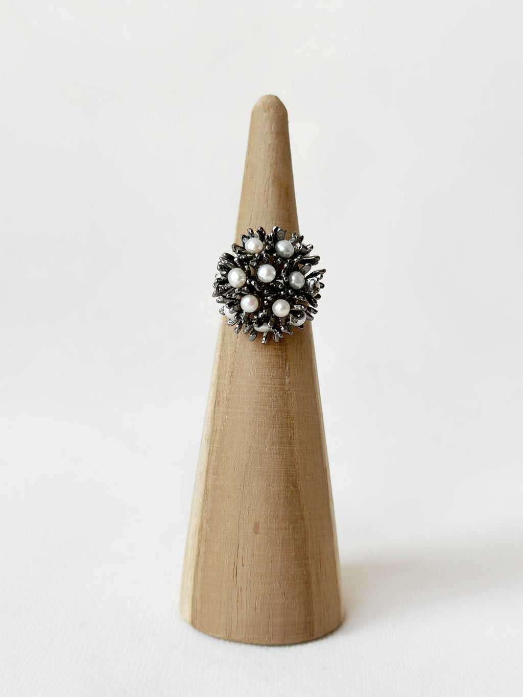 Sunshine Mini Pearl Ring Meteorite Black