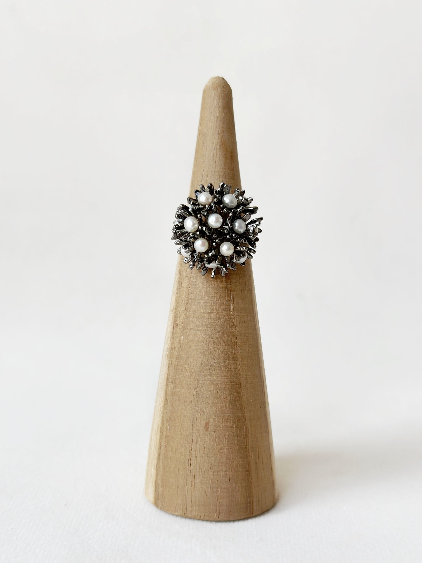 Sunshine Mini Pearl Ring Meteorite Black
