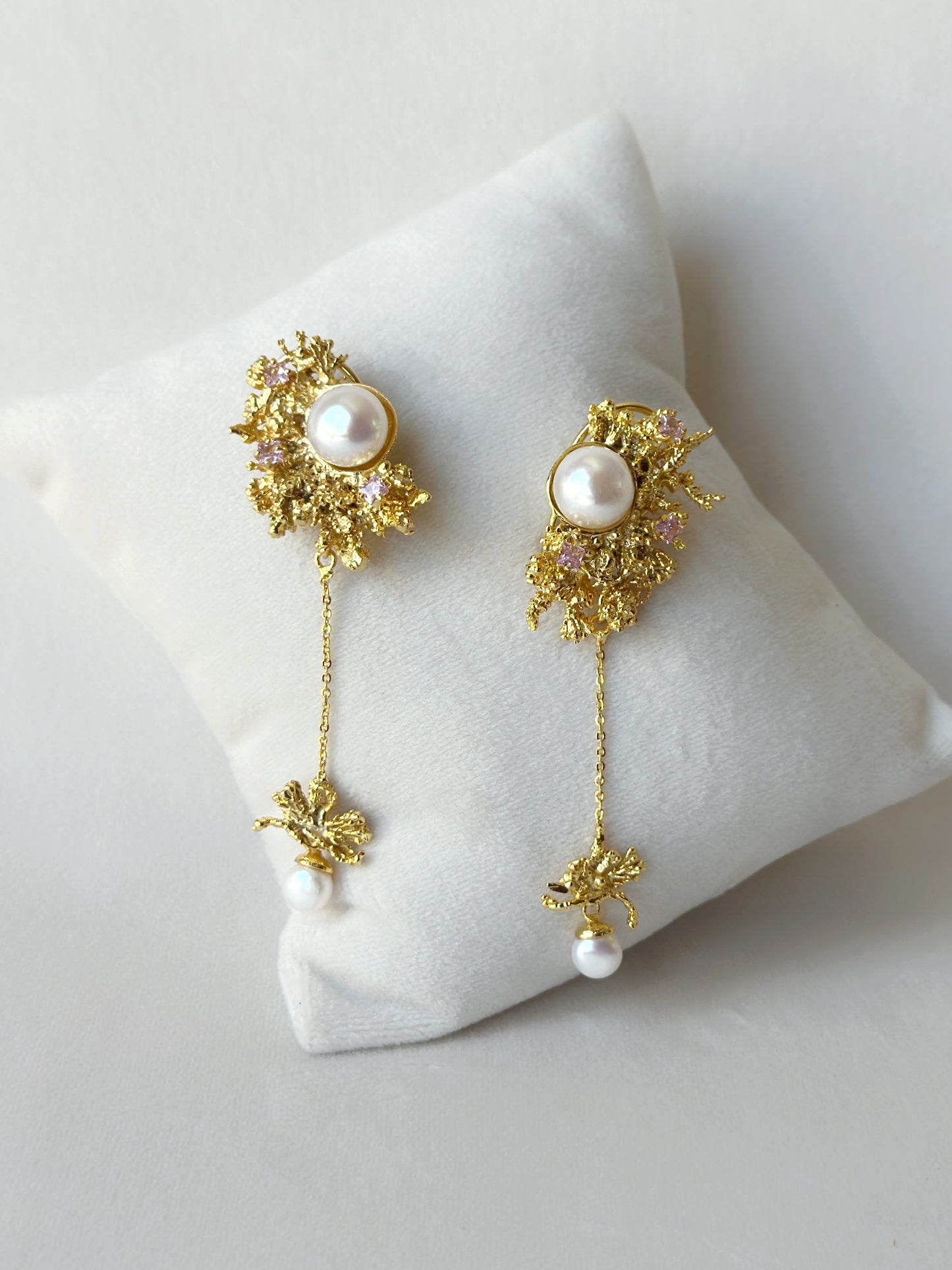 La La Land Danglers Gold