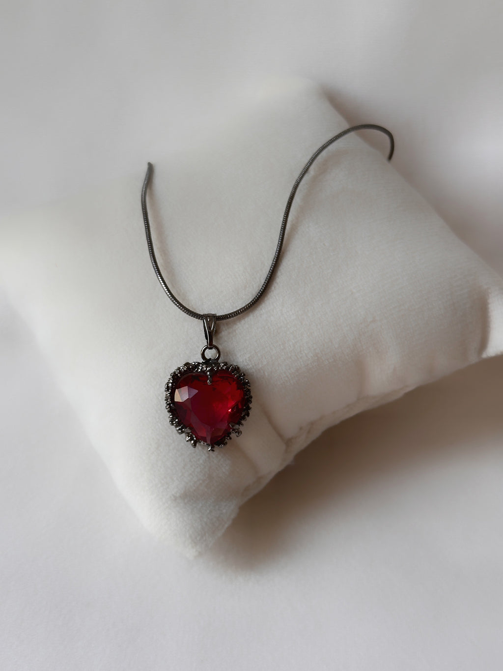 Valentine Heart Pendant Red and Black