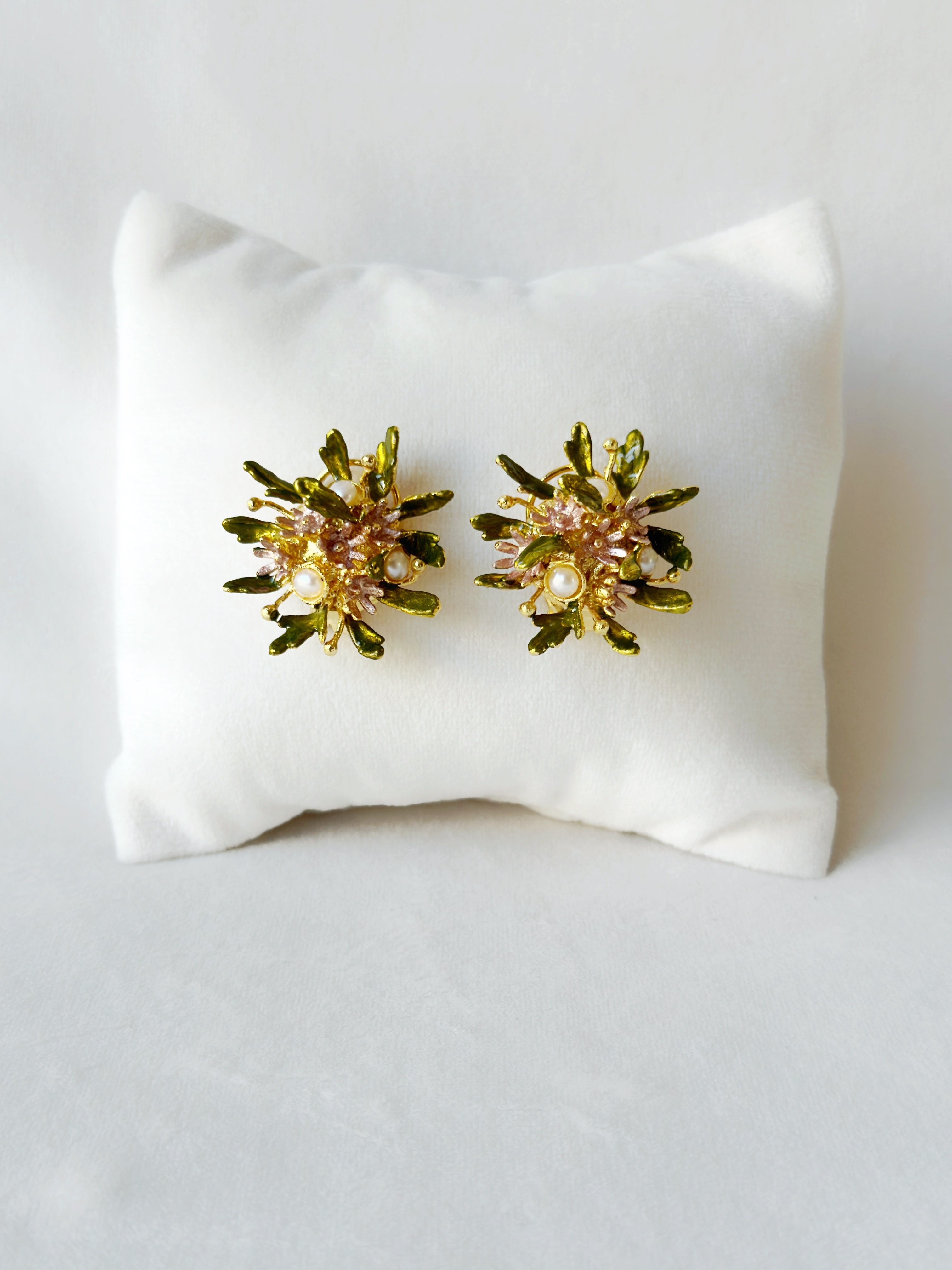 Wild Flower Bouquet Studs - Pastel garden