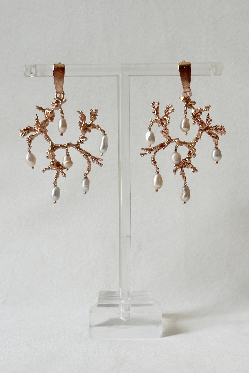 Untamed pearl drops chandelier earrings rose gold