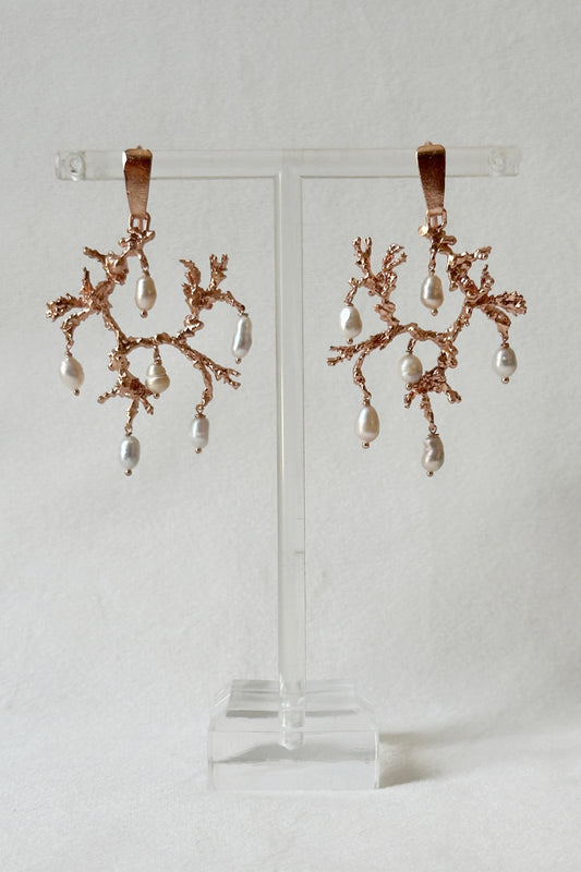 Untamed pearl drops chandelier earrings rose gold