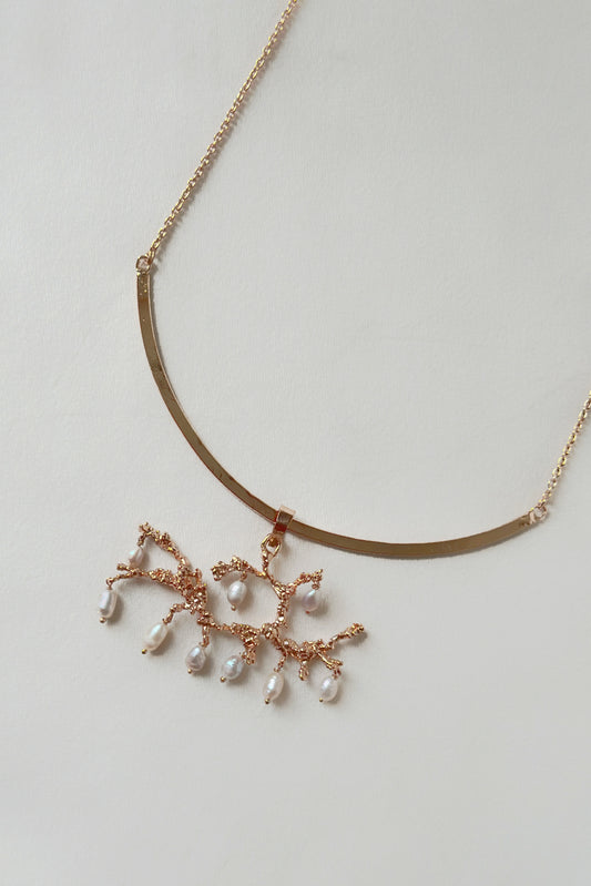 Untamed pearl drops chandelier pendant rose