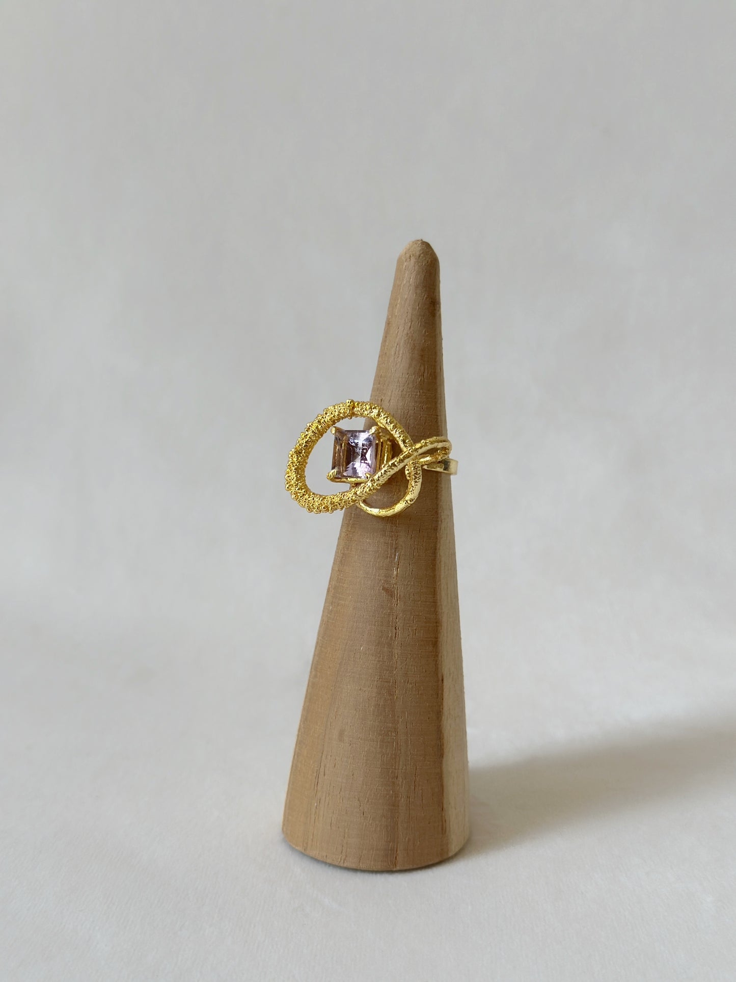 Manthan Wave Amethyst Ring