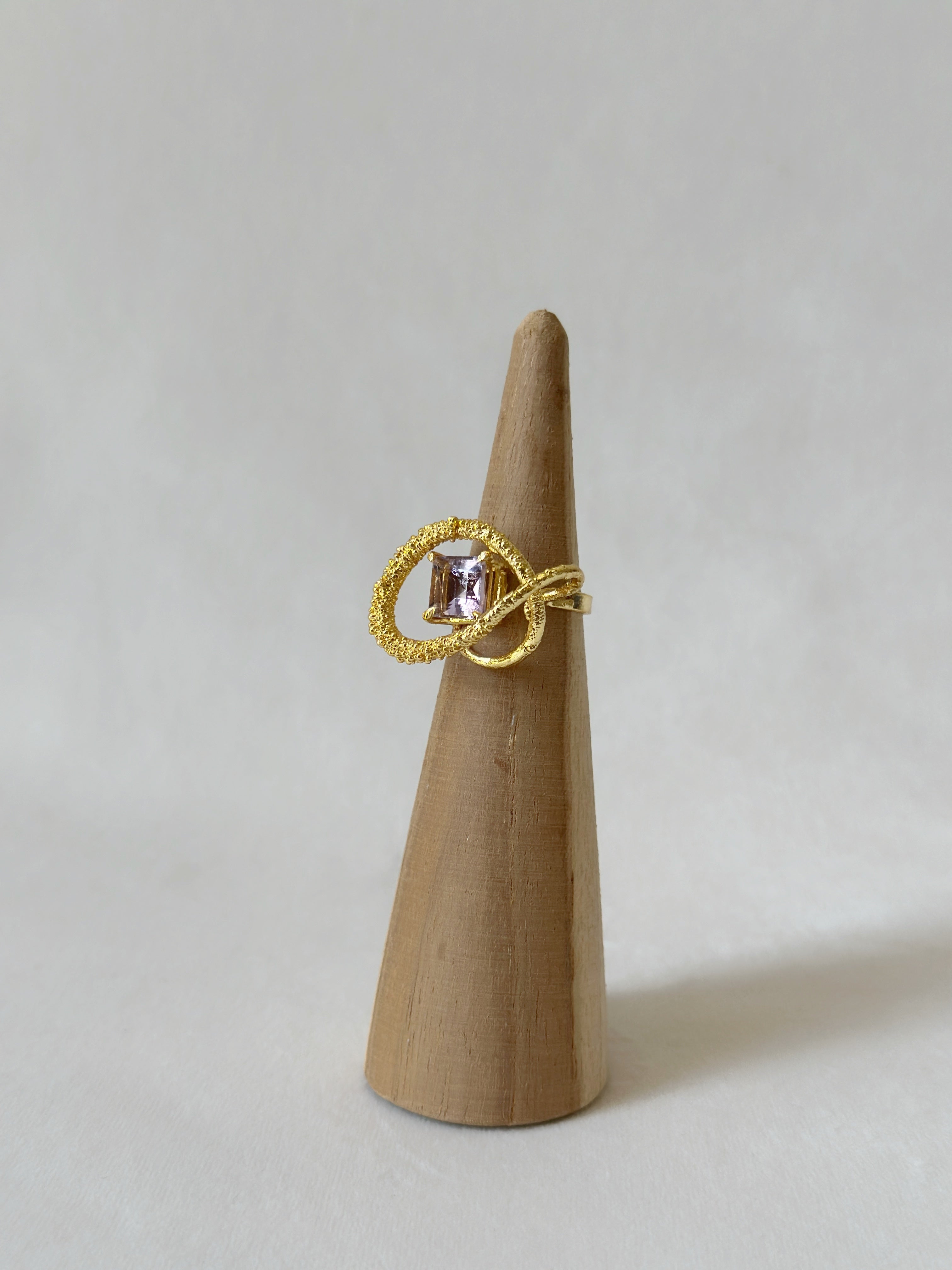 Manthan Wave Amethyst Ring
