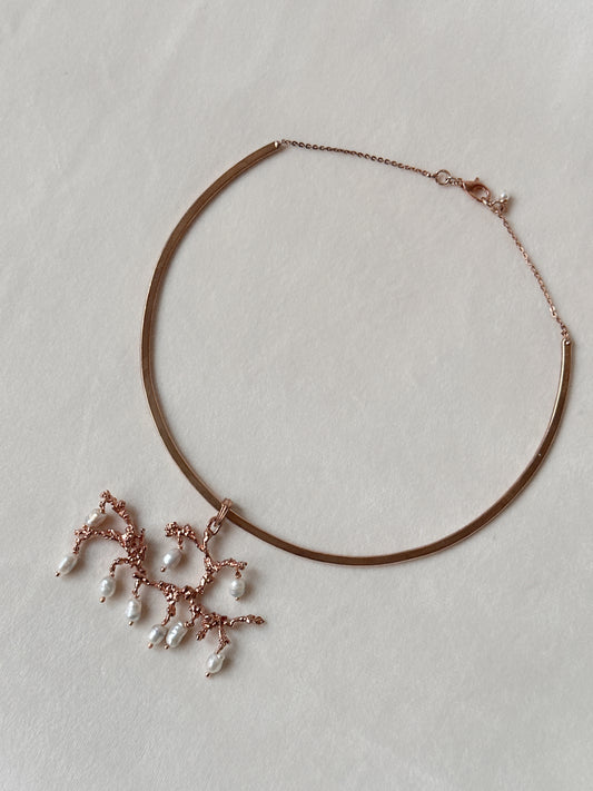 Untamed pearl drops chandelier pendant rose