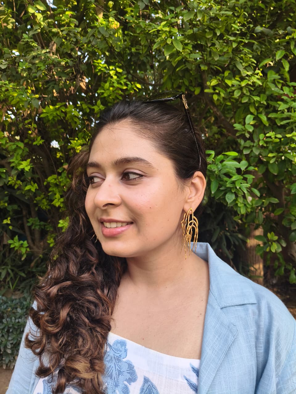 Untamed goddess dangles gold