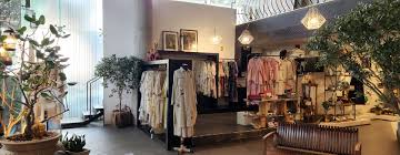 Collage Shop