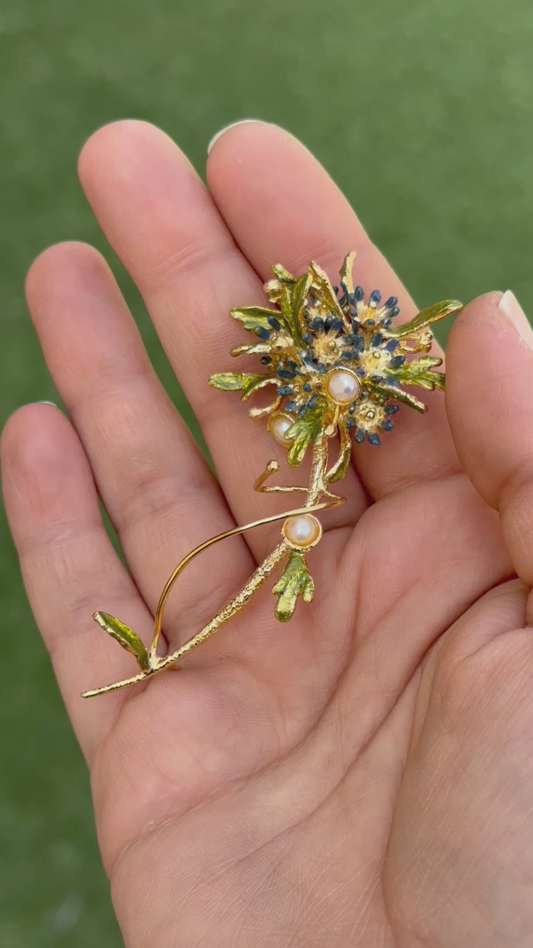 Flowerburst Brooch - Forget-me-not Blue